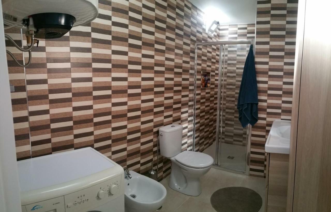 Apartamento Las Brisas Плая Бланка Екстериор снимка
